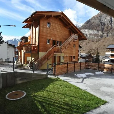 Sleeps 6 Wifi زيرمات